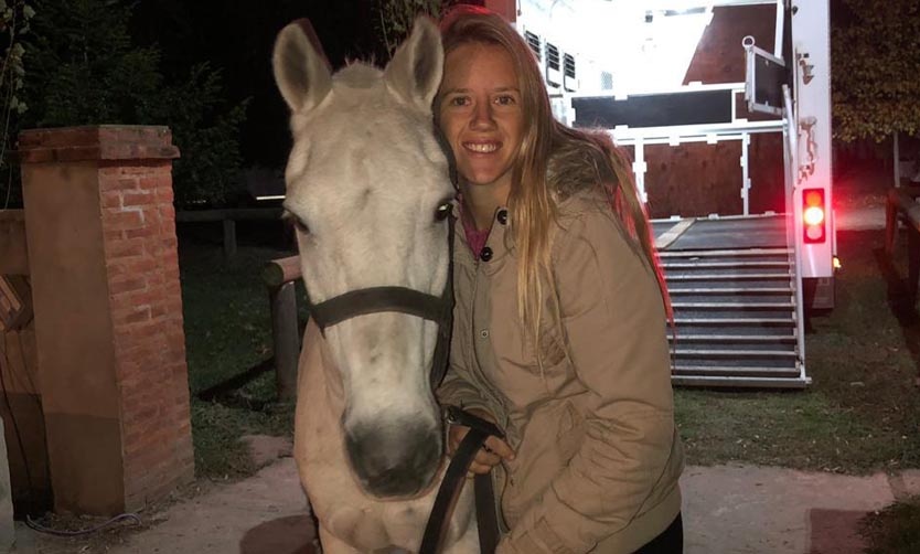 Emotivo reencuentro: Después de casi seis años, recuperó el caballo que le habían robado