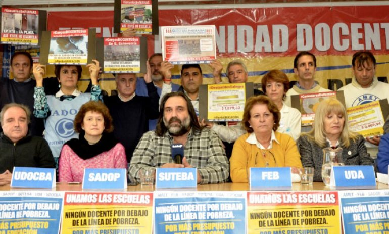 Docentes amenazan con nuevos paros si el gobierno de Vidal “no devuelve descuentos”