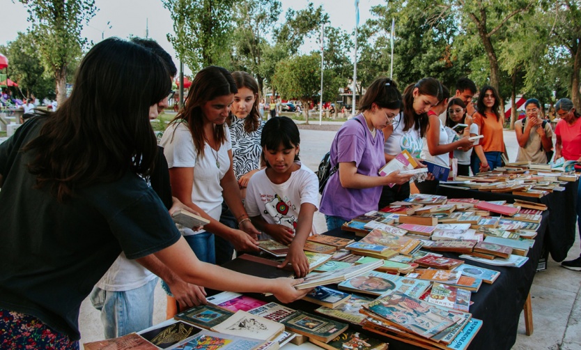 La propuesta para intercambiar libros se desplegará en Del Viso