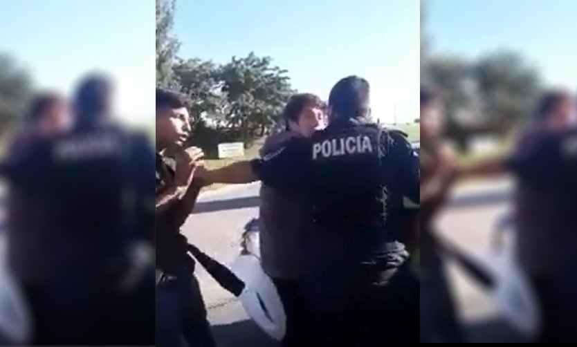Video: Policía golpea a jóvenes y dispara contra el suelo en un intento de detención