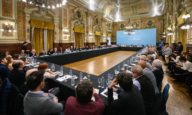 Kicillof se reunió con rectores de universidades públicas y confirmó su apoyo a la marcha del 23 de abril