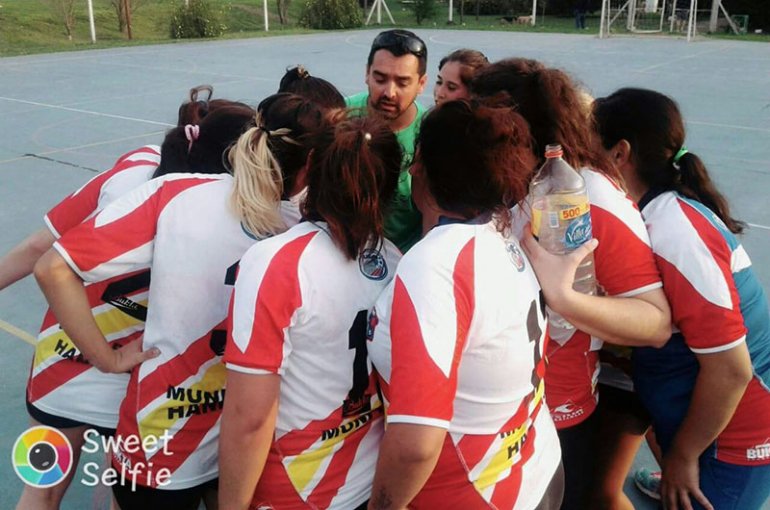 Las chicas de Muni Pilar cantaron victoria en casa