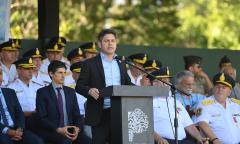 Kicillof encabezó el acto de egreso de 2.265 oficiales de la Policía provincial
