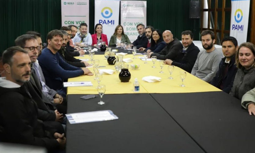 El Municipio firmó un acuerdo con PAMI para mejorar la atención de los afiliados