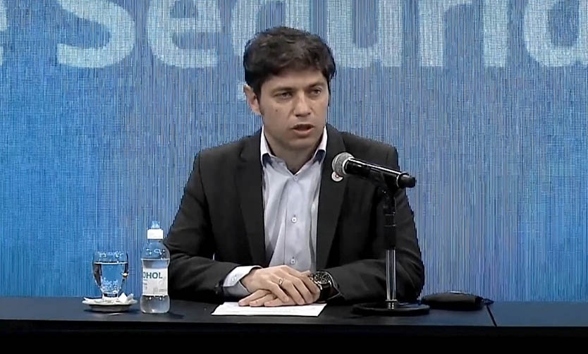 Kicillof anunció un salario inicial de bolsillo de 44 mil pesos para la Policía Bonaerense