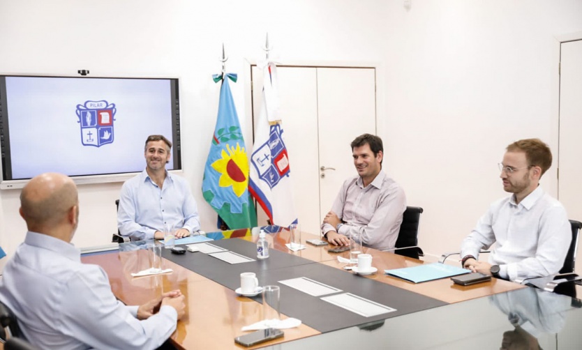 Achával destacó la apertura de nuevos locales gastronómicos en el distrito