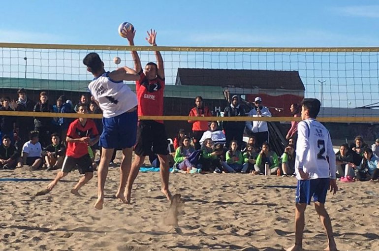 En enero vuelve la Escuela Municipal de Beach Voley