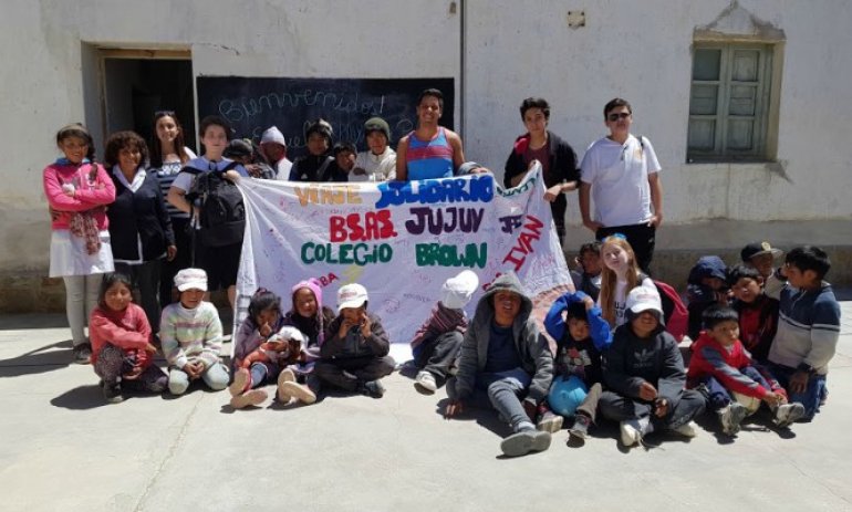 Estudiantes solidarios llegaron a Jujuy con donaciones para cuatro escuelas