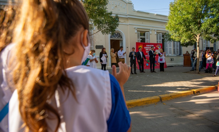 Unas 1.500 escuelas incorporarán una hora más de clase en la provincia de Buenos Aires desde abril