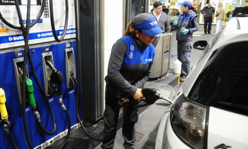 El Gobierno confirmó una nueva suba de los combustibles para este fin de semana