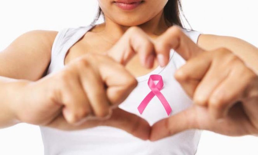 La edad biológica, ¿importa en el cáncer de mama?