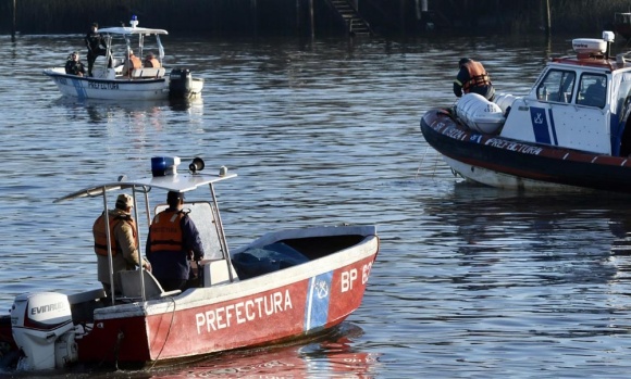 Tragedia en el Luján: hallan dos cuerpos en el lugar donde chocaron una lancha y un bote