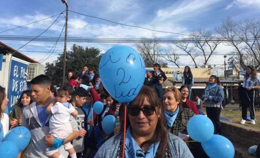 Vecinos de Derqui se manifestaron en contra del aborto