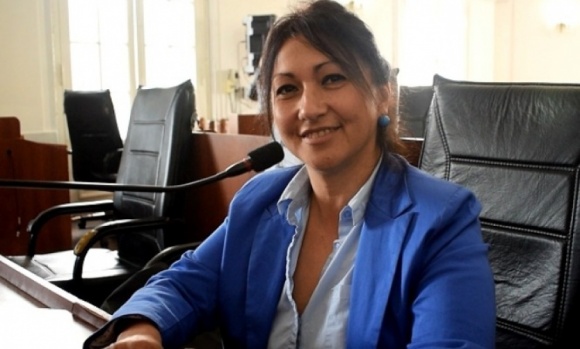 Piden que se suspendan los cobros de cuotas de préstamos a empleados municipales