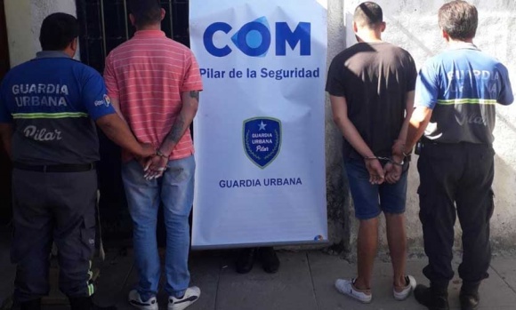 Detienen a dos delincuentes que intentaban cometer una entradera: estaban armados