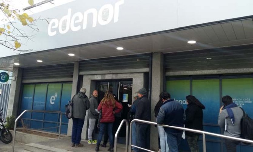 EDENOR deberá devolver a clientes más de 7 millones de pesos por cortes de luz en Pilar