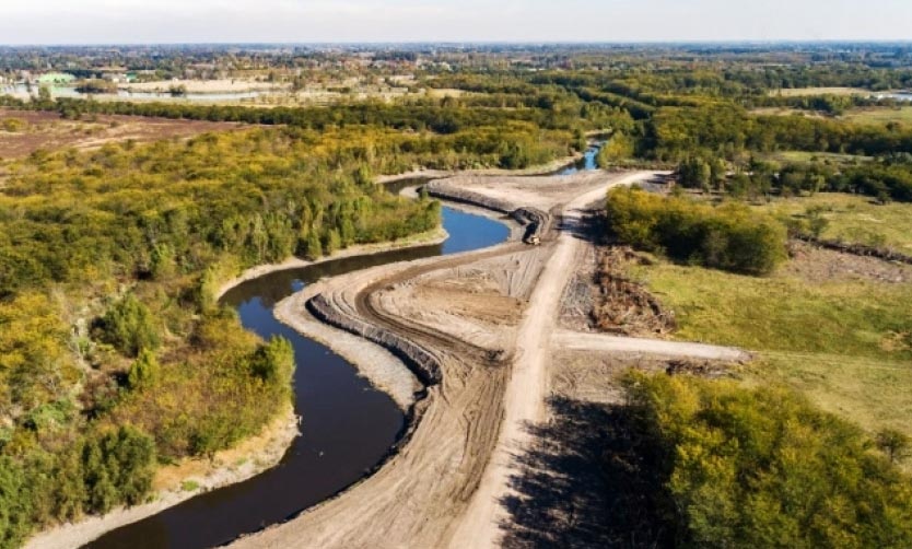 Invierten 5.700 millones de pesos en obras sobre dos tramos del Río Luján