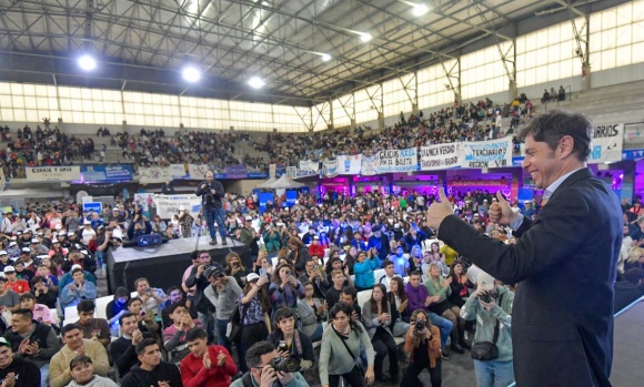 Desde Pilar, Kicillof anunció la implementación del Boleto Estudiantil para el nivel terciario