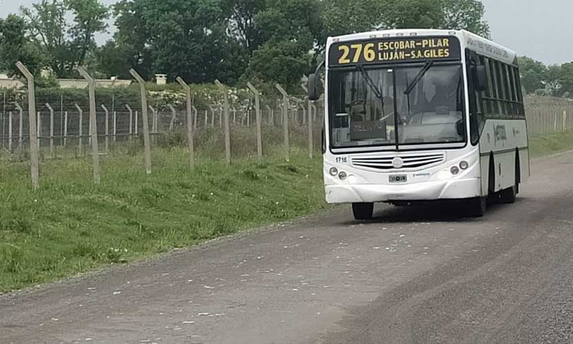 Tras más de tres años, vecinos de una localidad recuperaron el servicio de colectivos