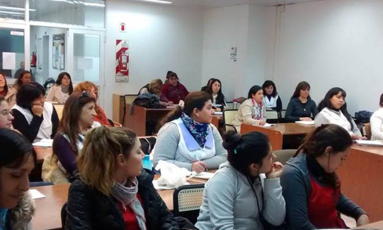 Oferta académica: La UNiPe suma en Pilar nuevas carreras semi presenciales