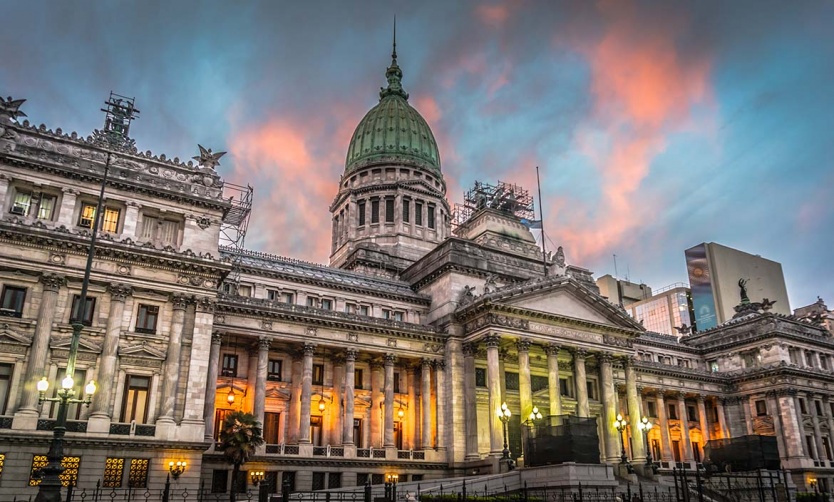 Diputados buscará emitir dictamen sobre el Proyecto de Ley que promueve la Producción de Gas Natural Licuado y mañana será tratado en el recinto