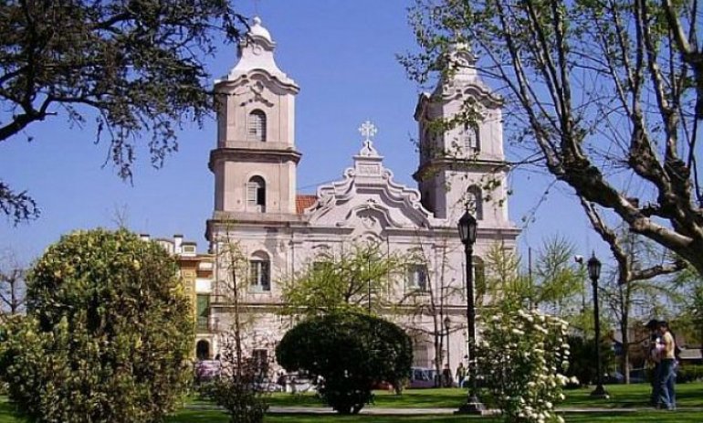 Fiestas Patronales en Pilar; sin fuegos artificiales