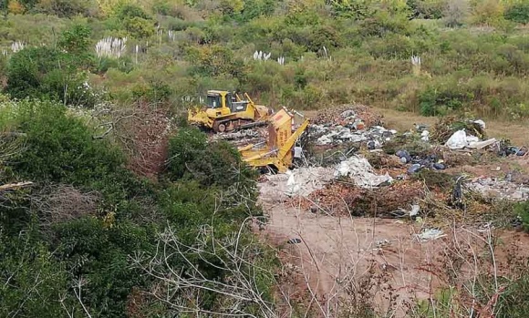 Vecinos de un barrio denuncian la instalación de un basural