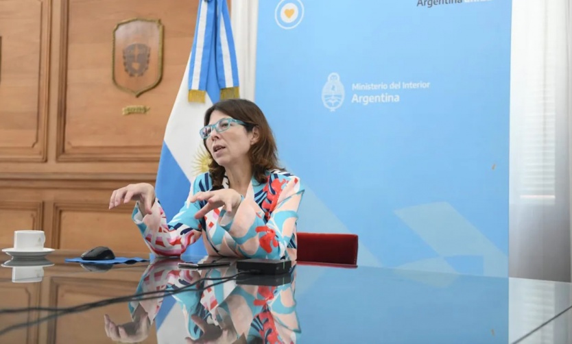 Batakis: “El derecho a viajar colisiona con la generación de puestos de trabajo”