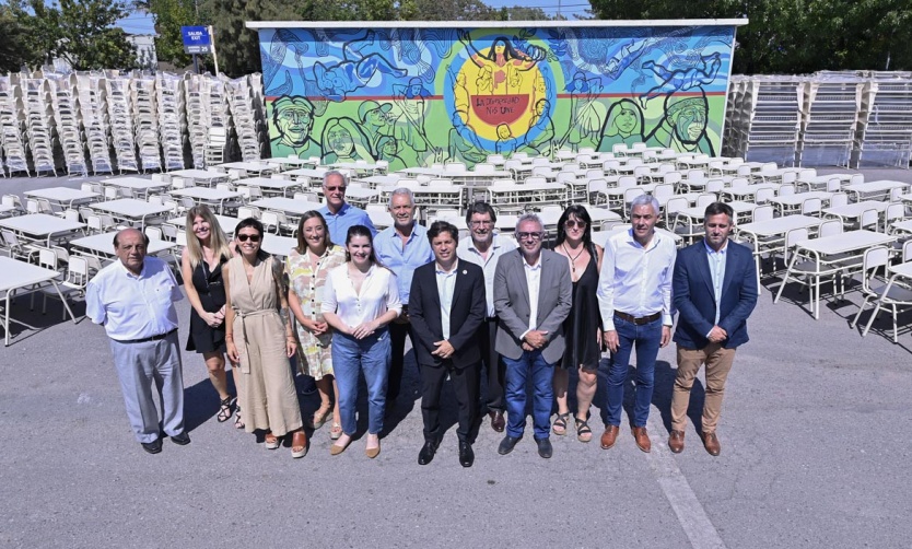 Pilar recibió mobiliario para equipar escuelas frente al inicio de clases