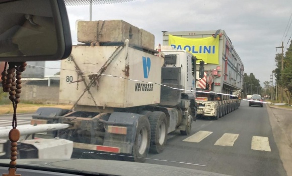 Continúan desmantelando una de las polémicas termoeléctricas