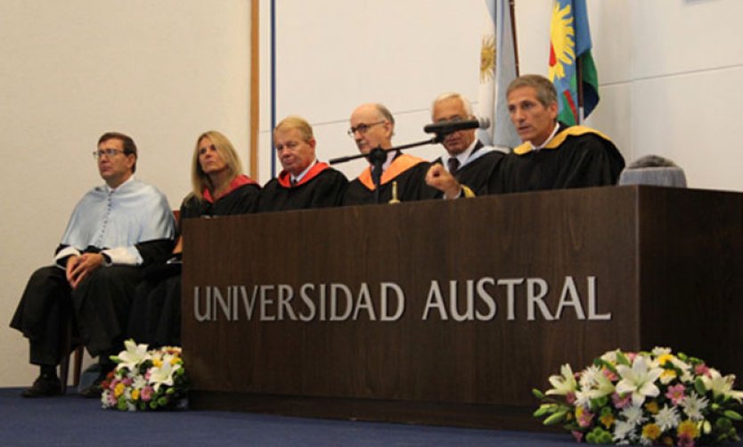 Julián Rodríguez, de la Universidad Austral: "Queremos que nuestros alumnos se involucren en el cambio social"