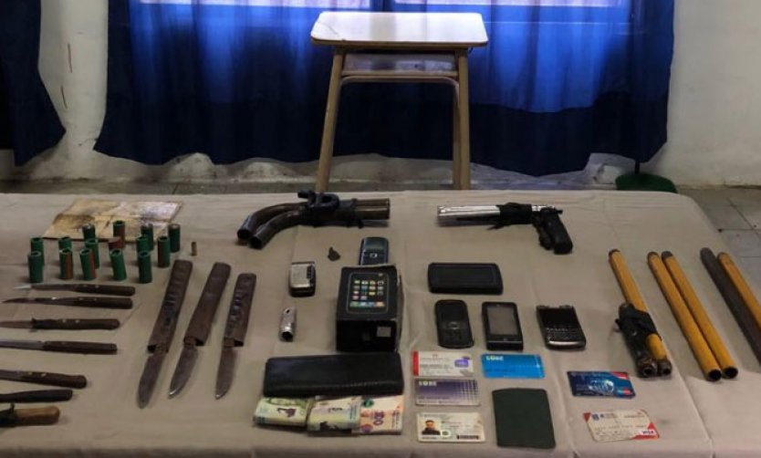 Detuvieron a ladrón con un "arsenal de armas tumberas”